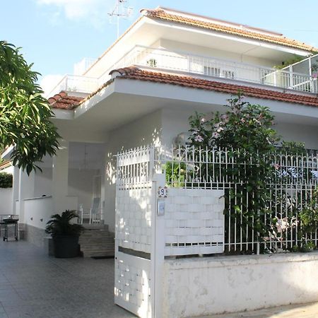 Casa Vacanza Peppino! باليرمو المظهر الخارجي الصورة