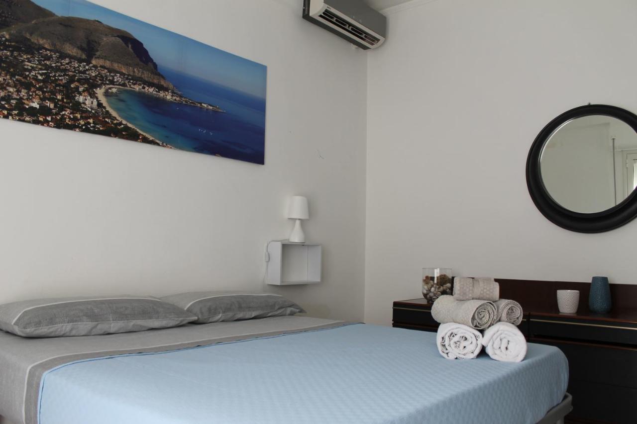 Casa Vacanza Peppino! باليرمو المظهر الخارجي الصورة